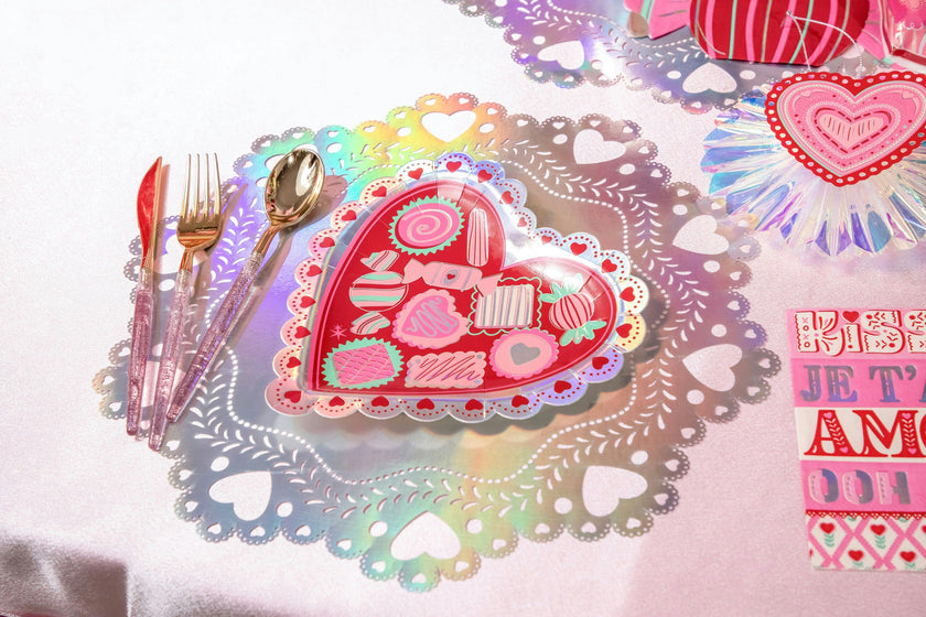 Sweetheart Iridescent Doily Placemats (10 count)