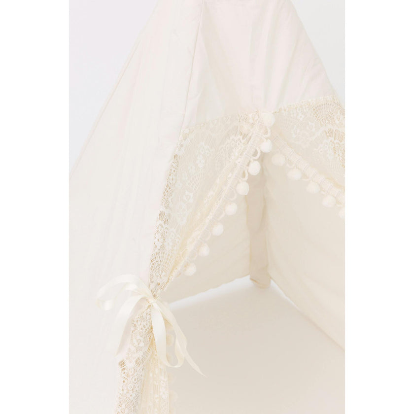 Itty Bitty Lace Play Tent