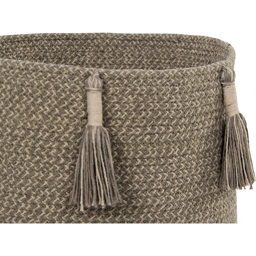 Woody 2-Shade Woven Round Basket With Tassels