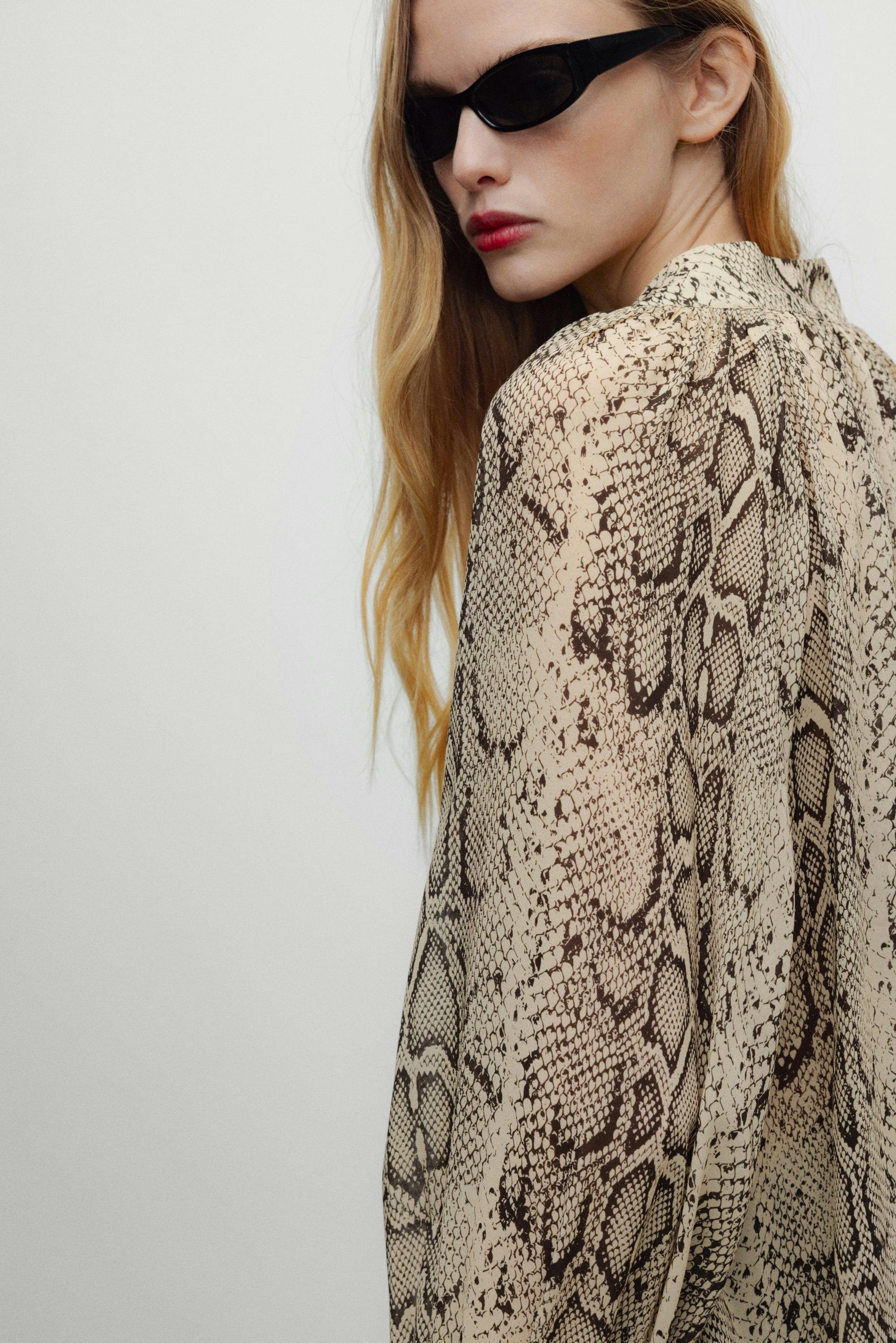 Isley Woman Blouse
