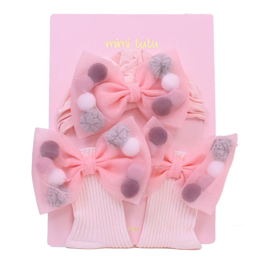 Pink Bow and Multicolored Accent Gift Set