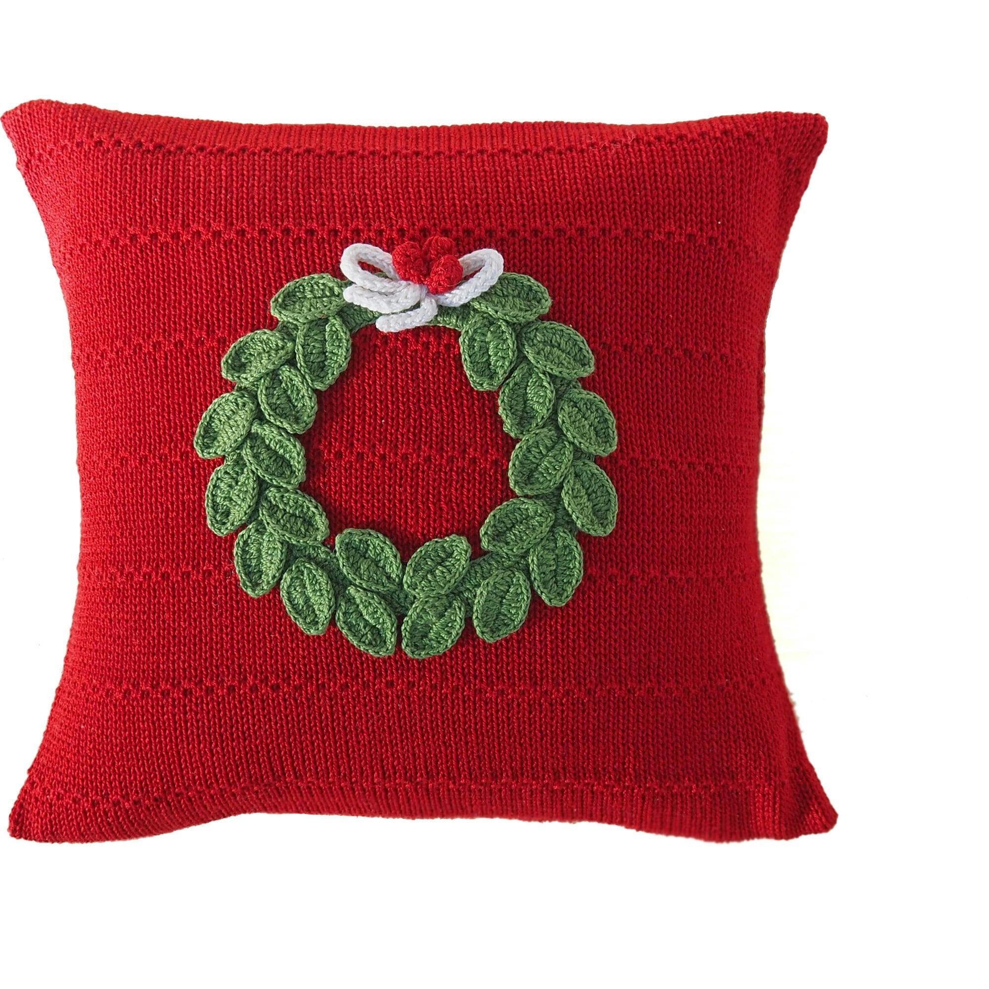 Wreath Textured Pillow