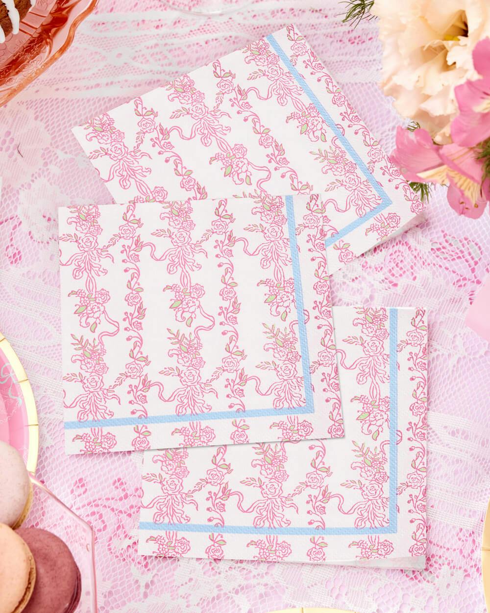 Romance Napkins - 25 printed napkins