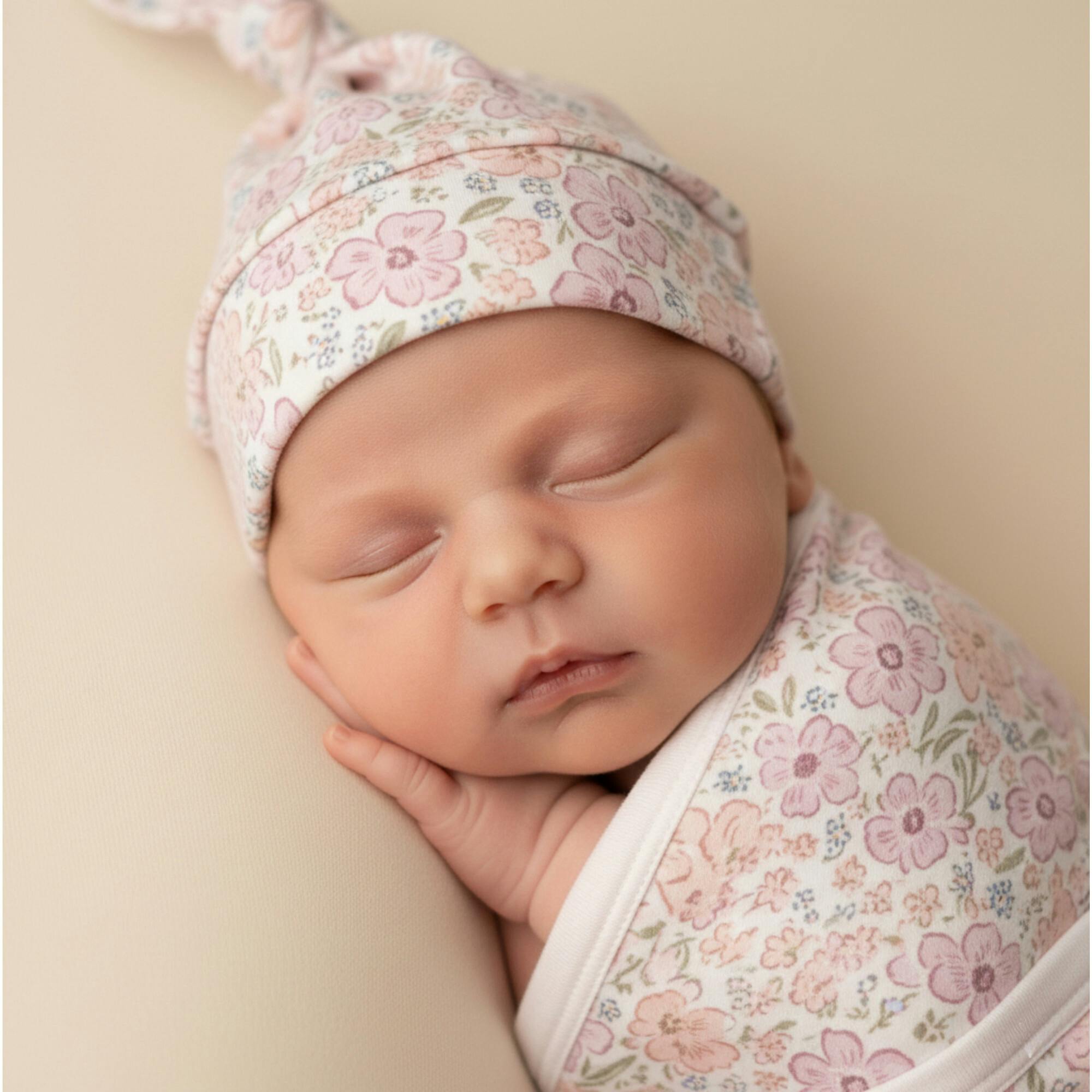 Organic Swaddle Blanket & Hat Set