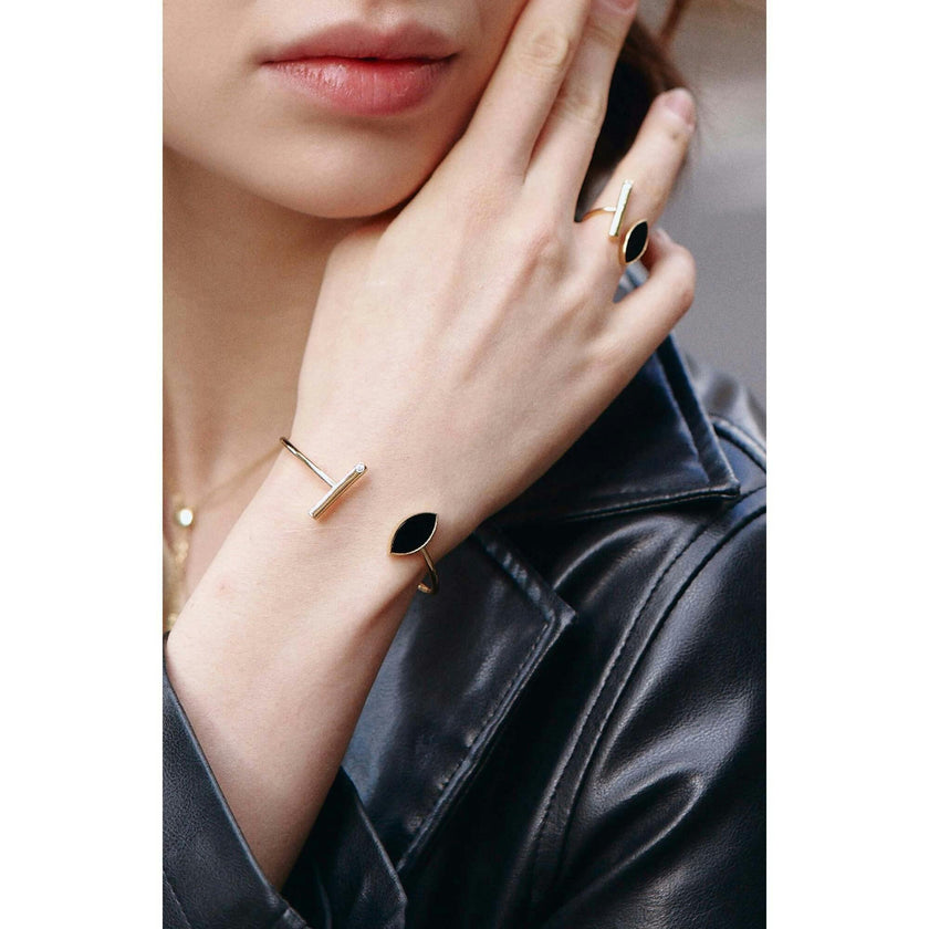 Black Eyes Ring