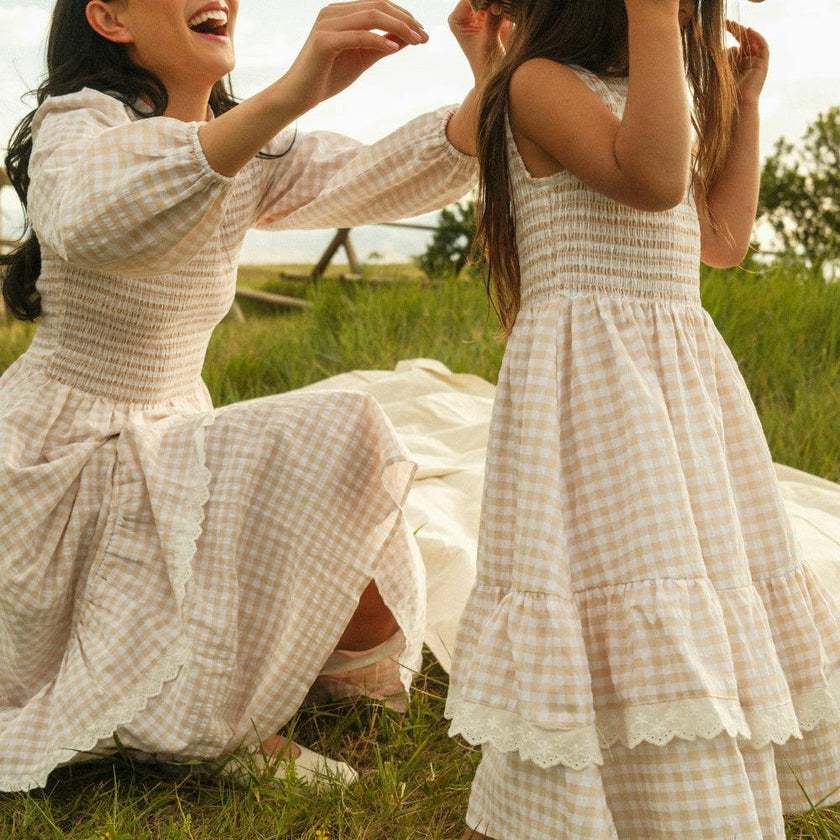 Mini Presley Sleeveless Dress in Cream Gingham