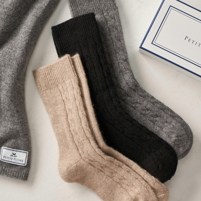 Men's Cashmere Socks in Dark Grey