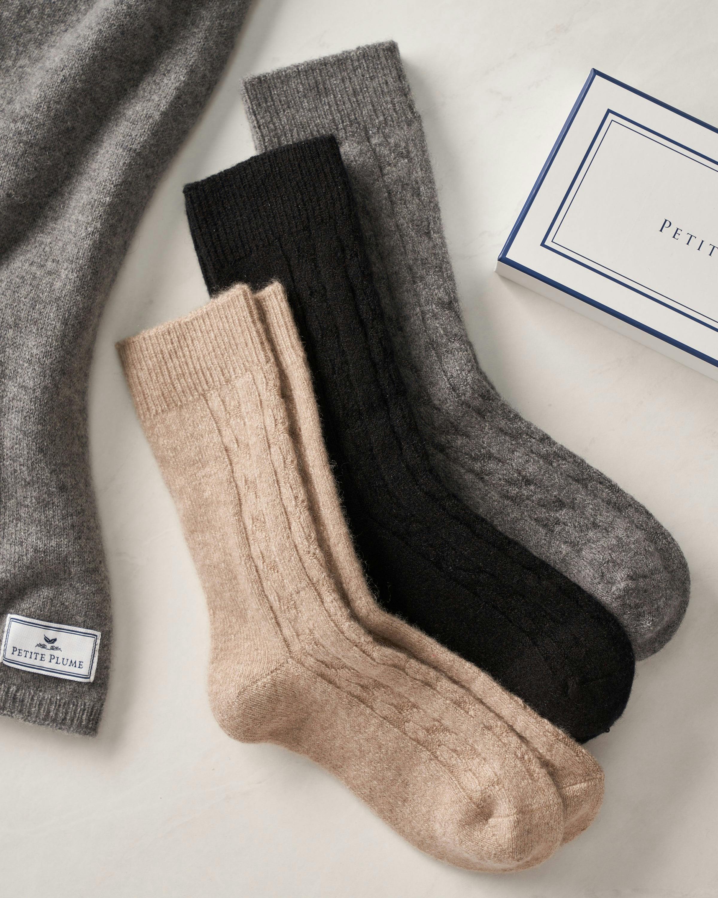 Men's Cashmere Socks in Dark Grey