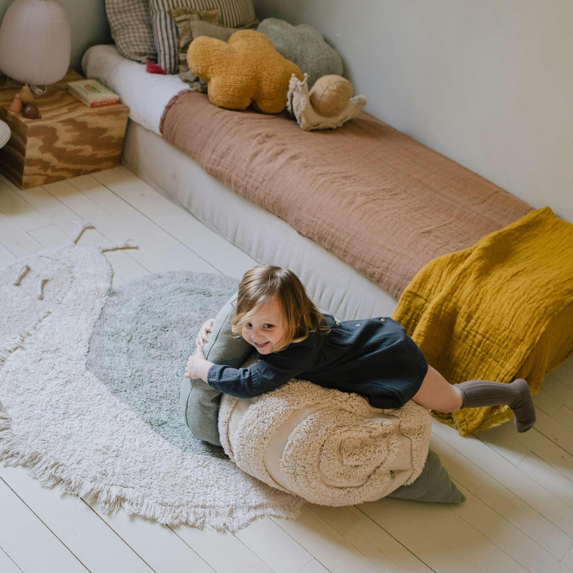Washable Animal Rug Snail