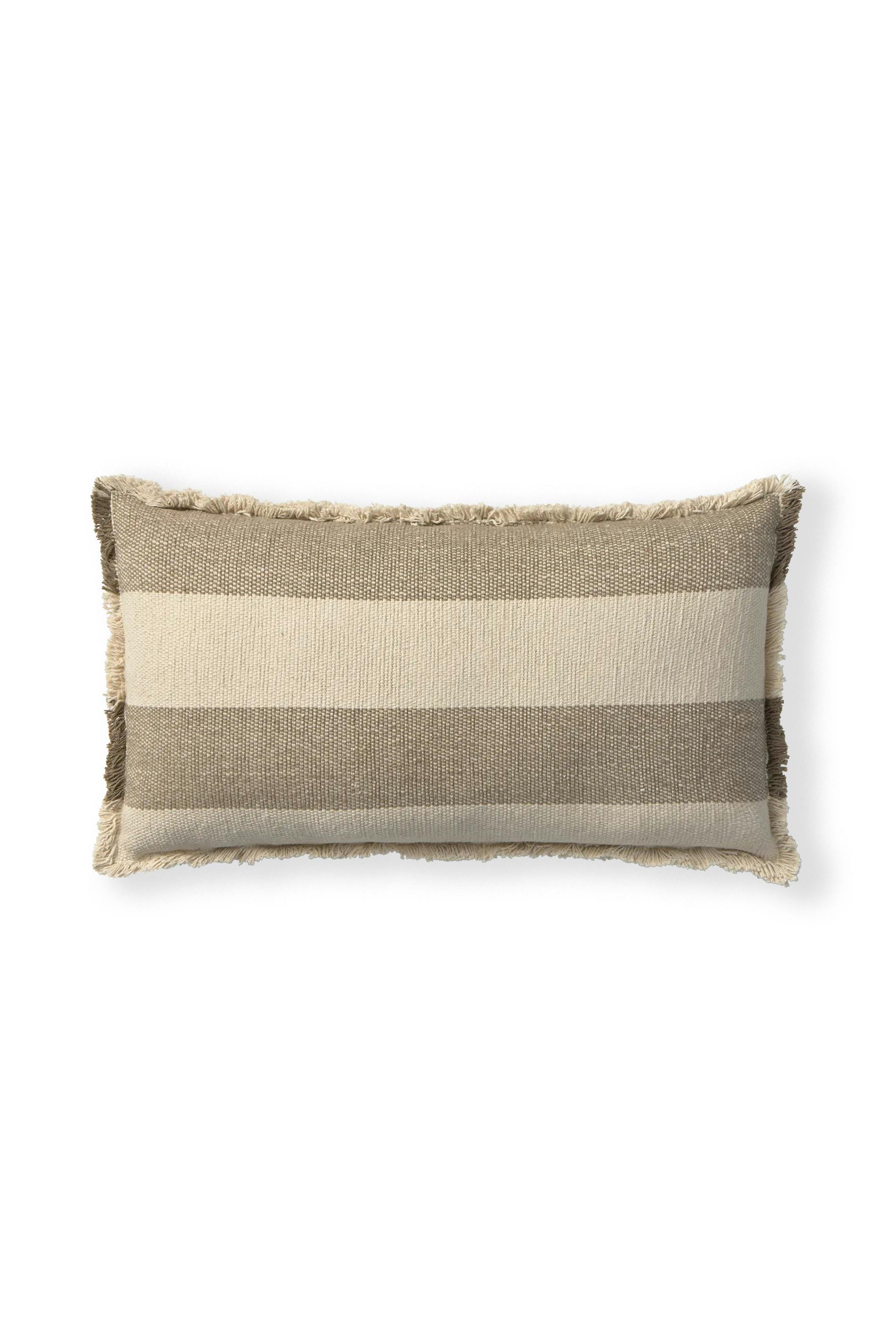 Rectangular Cushion Lines