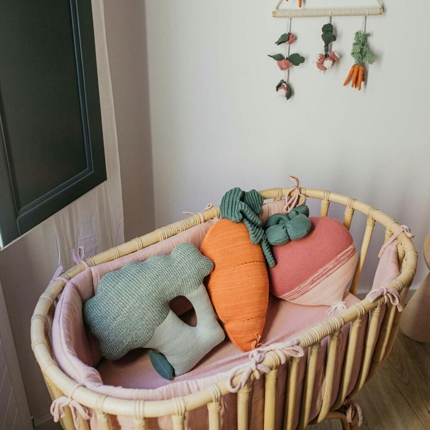 Knitted Cushion Cathy The Carrot
