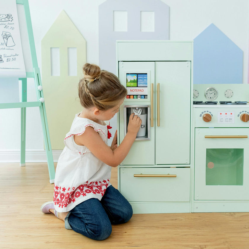 Little Chef Charlotte Modern Play Kitchen
