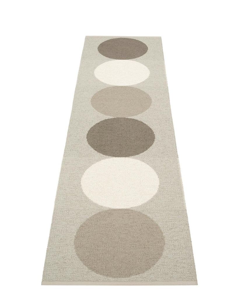 Rug OTTO Clay/ Background Linen 2.25 x 9 ft