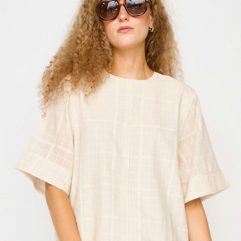 Field Top in Parchment