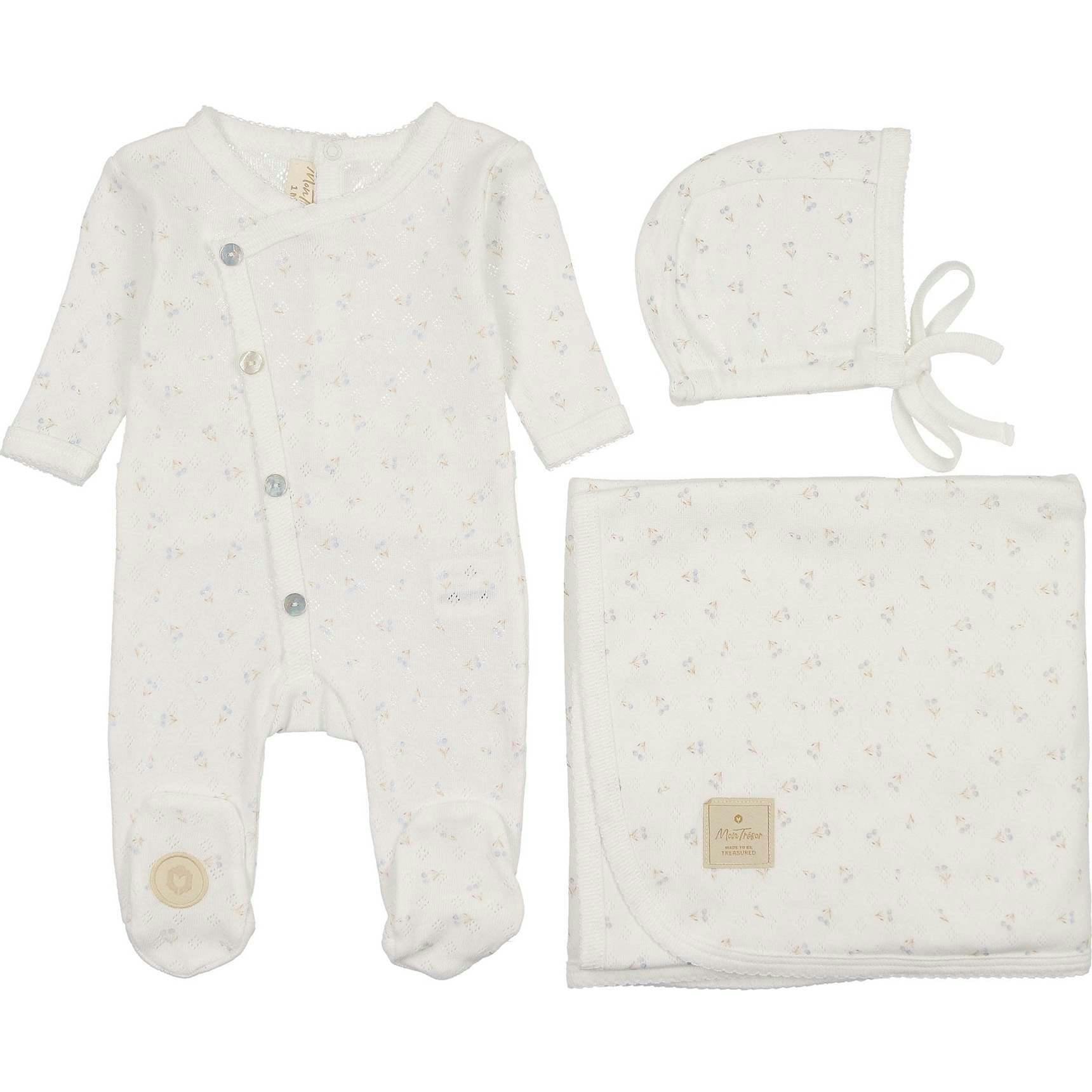 Spray of Berries Layette Set Ivory