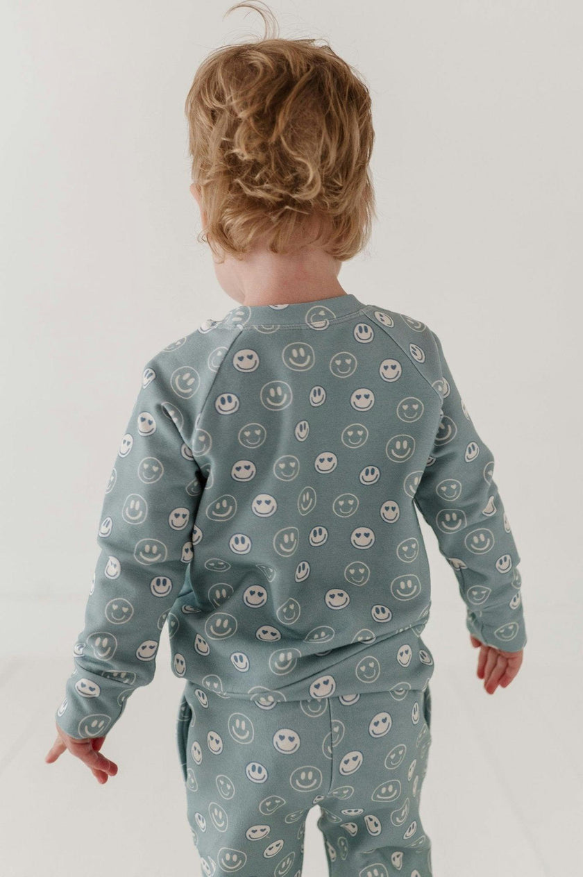 Boys Raglan Sweatshirt in Heart Eyes
