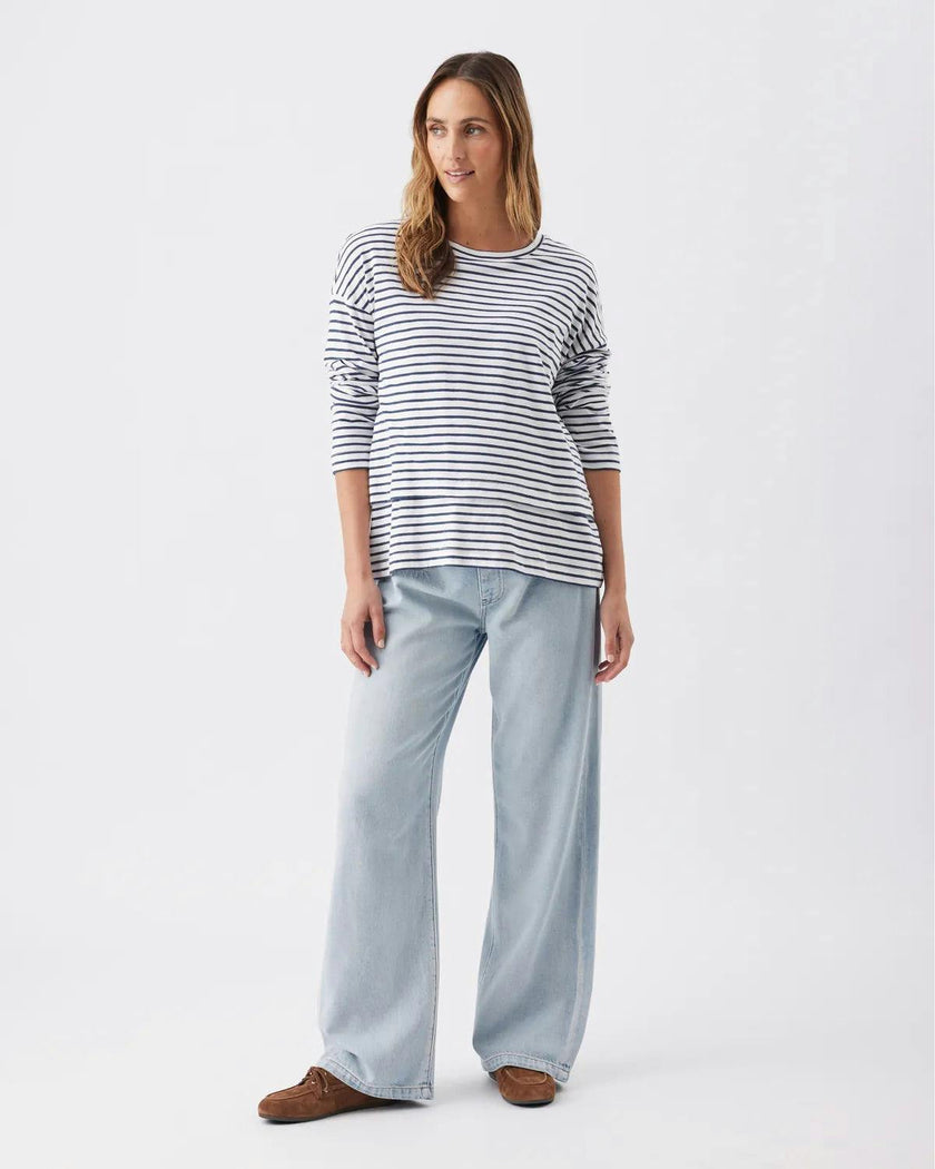 Billie Over Bump Jean Light Wash