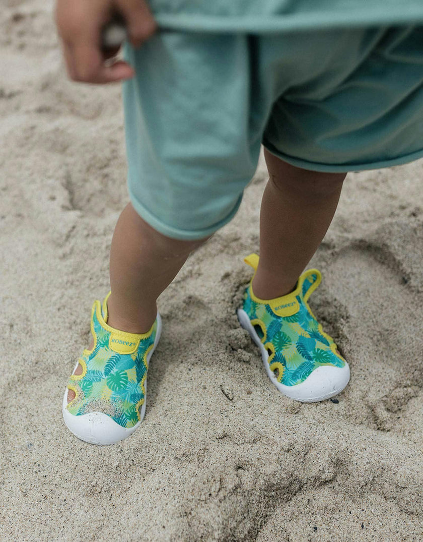 So Tropical Mint Spandex Water Shoe