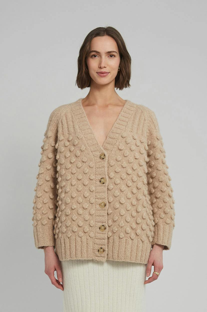 LIAN CARDI | PALE CAMEL