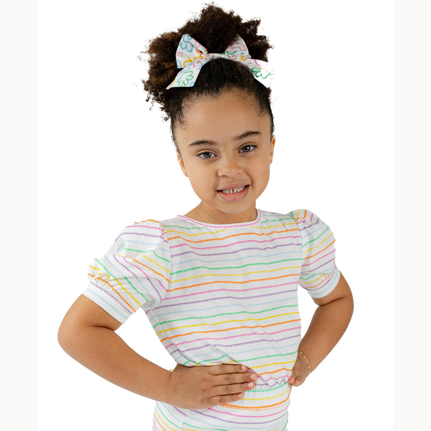 Puff Sleeve Tee in Rainbow Heart Stripe
