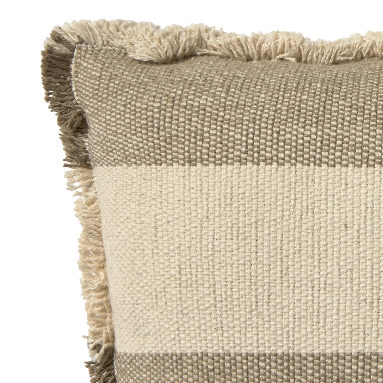 Rectangular Cushion Lines