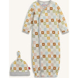 Magnetic Gown & Hat Set CHECKMATE
