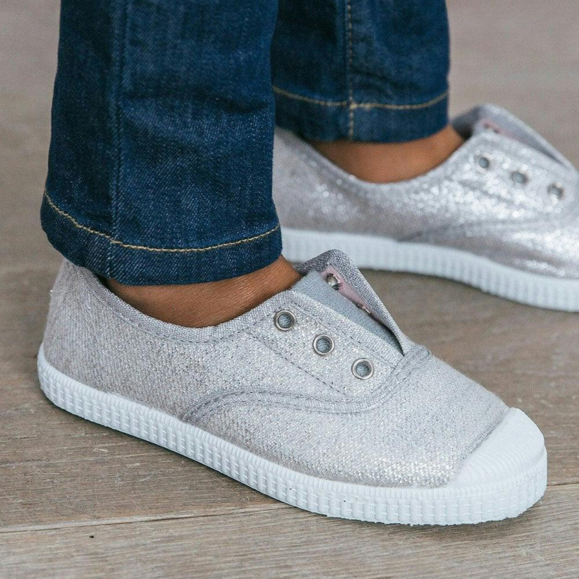 Hampton Canvas Plum Print Plimsolls in Silver