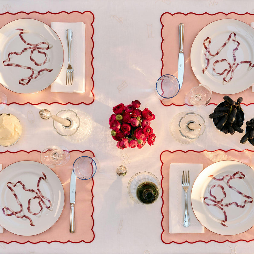 Ribbon Dinner Plate