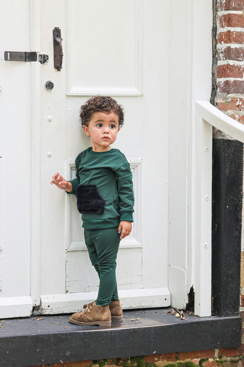 Unisex Couture Contrast Front Pocket Sweater & Pant 2-Piece Set