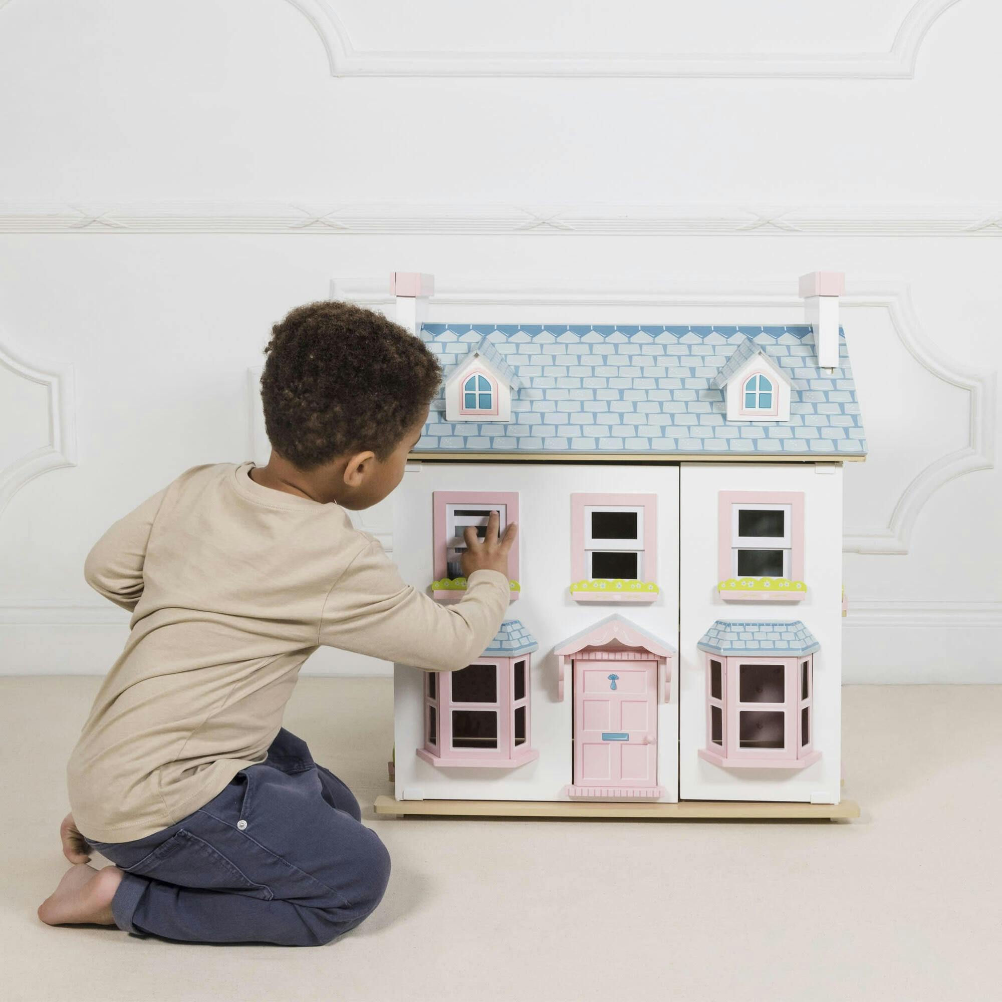 Mayberry Manor Wooden Dolls House