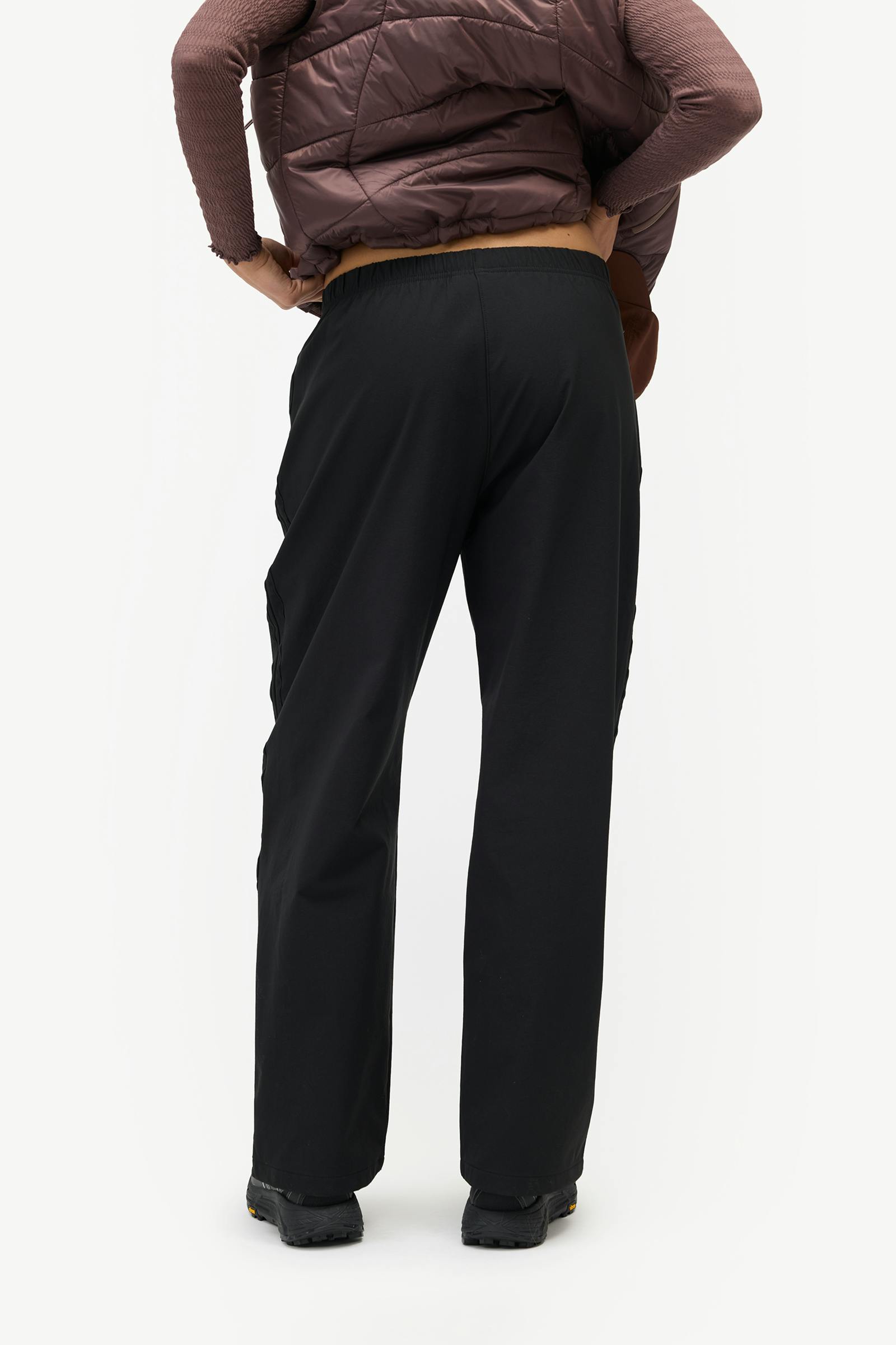 Irene Pant, Black