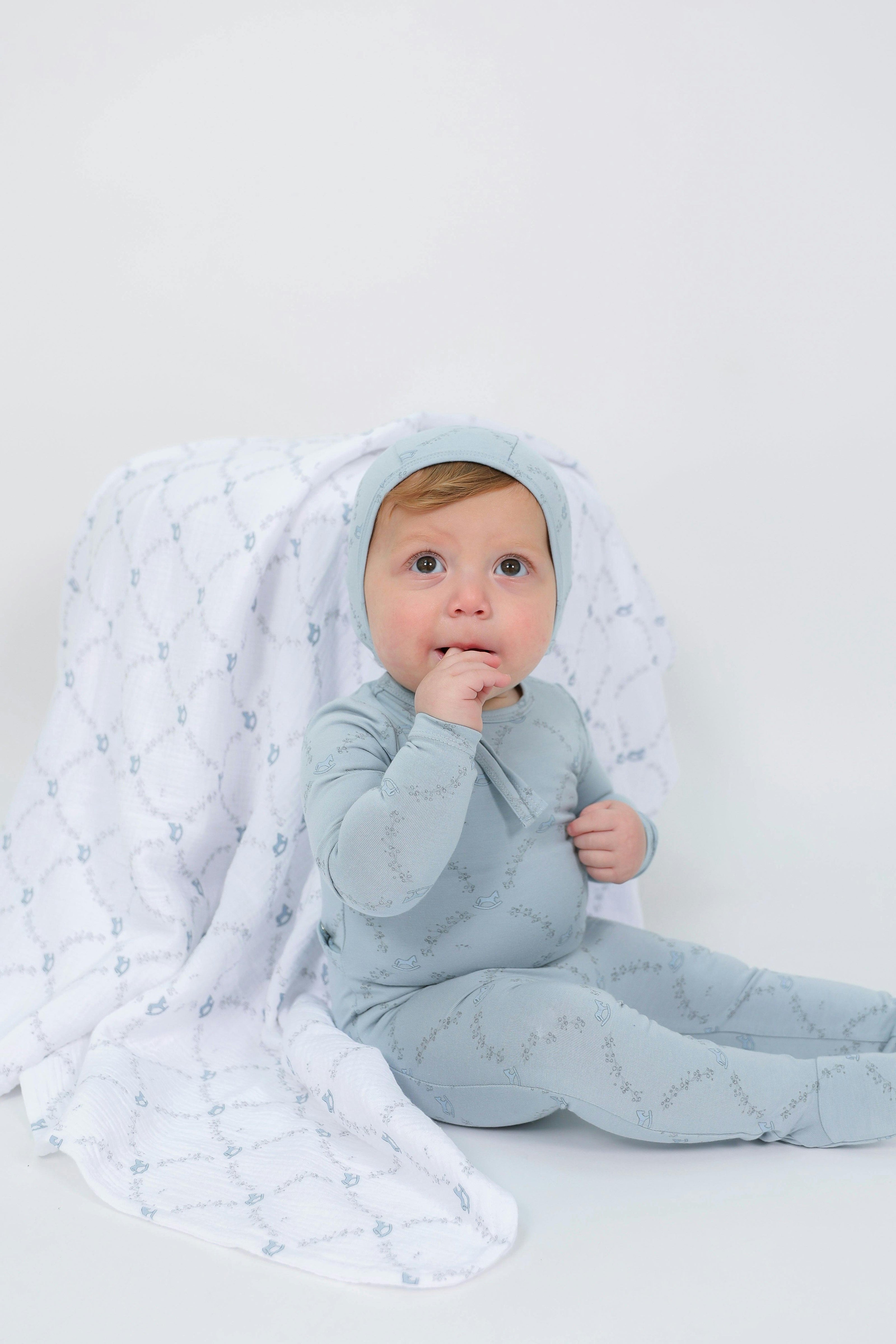 Rocking Print Swaddle Blue Mist