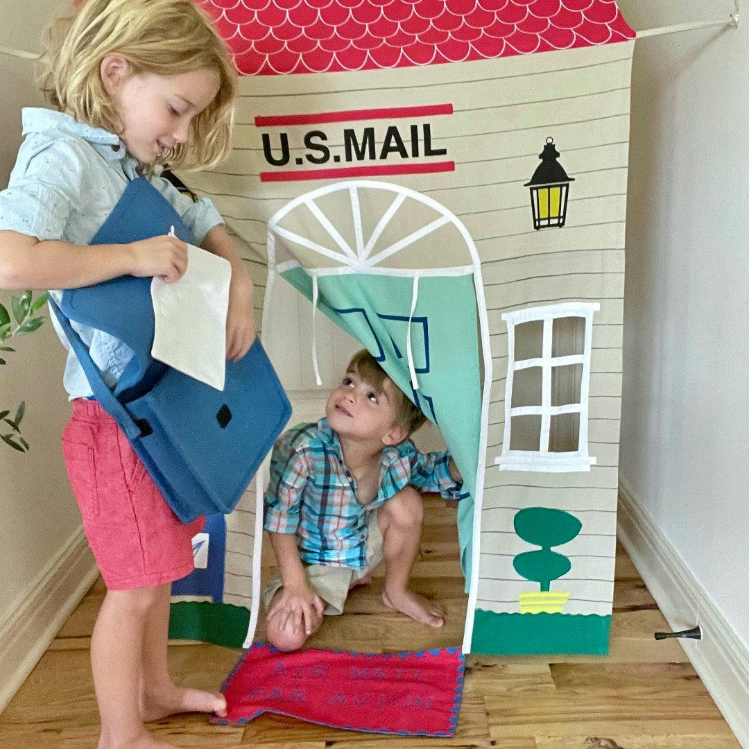 Post Office Doorway Tent with Play Accessories