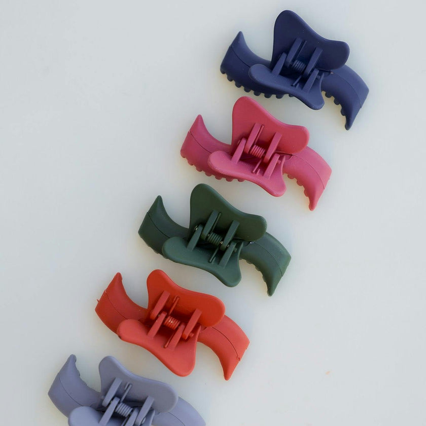 KAXI WAVY MINI HOLD EVERYTHING CLAW