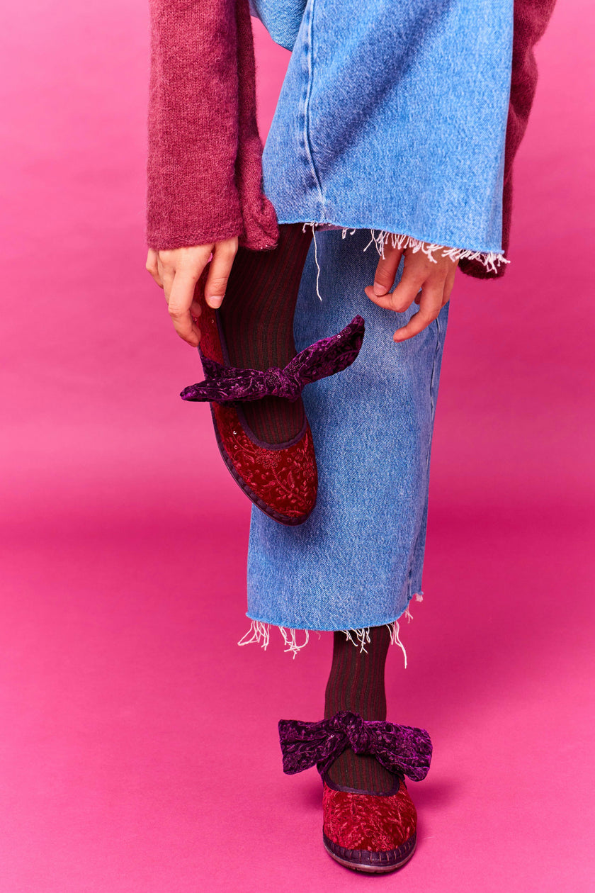 Lyra Sylva Burgundy