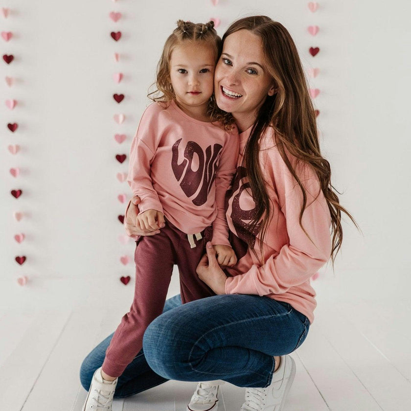 Women's Pullover Love in Rose Brown