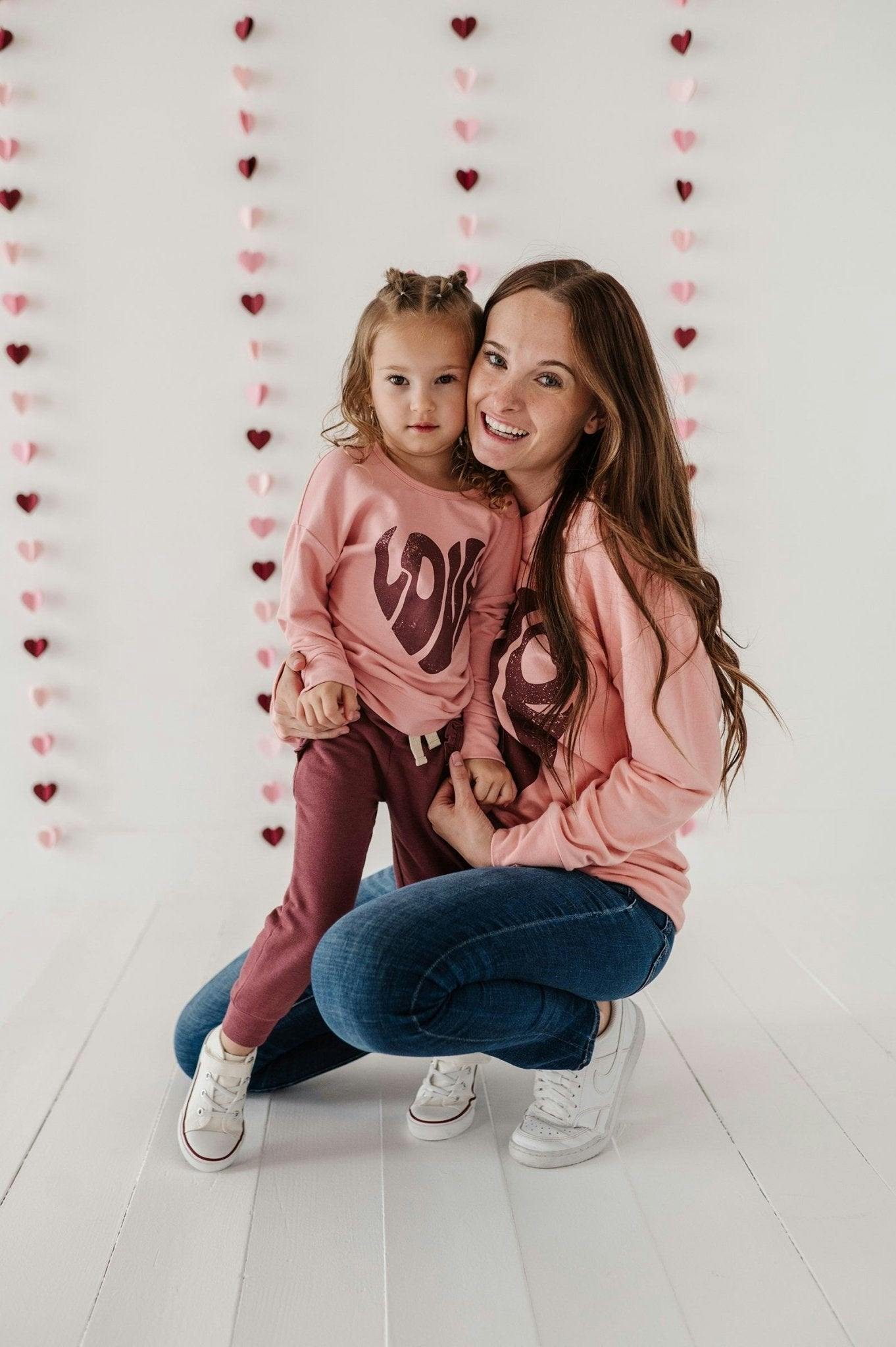 Women's Pullover Love in Rose Brown