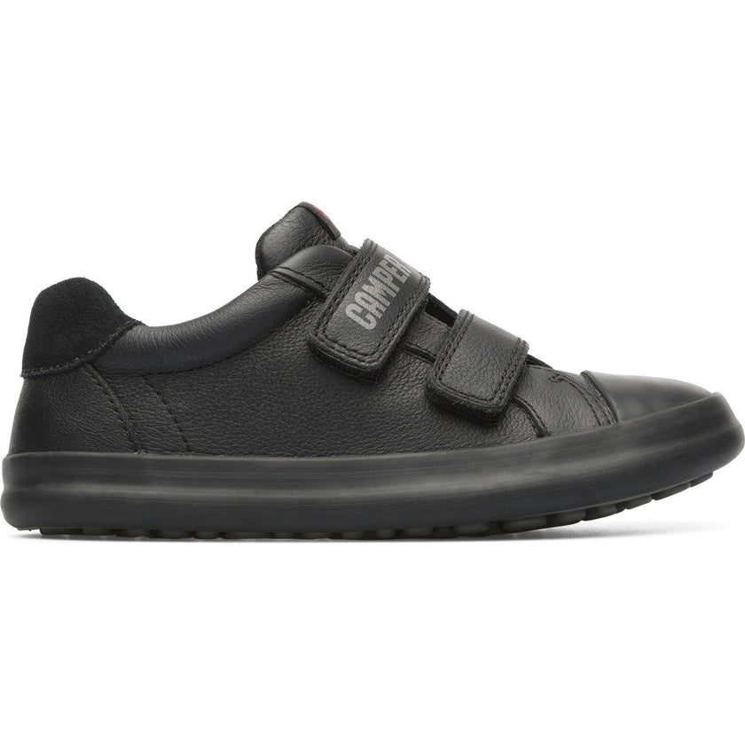 Pursuit Sneakers, Black