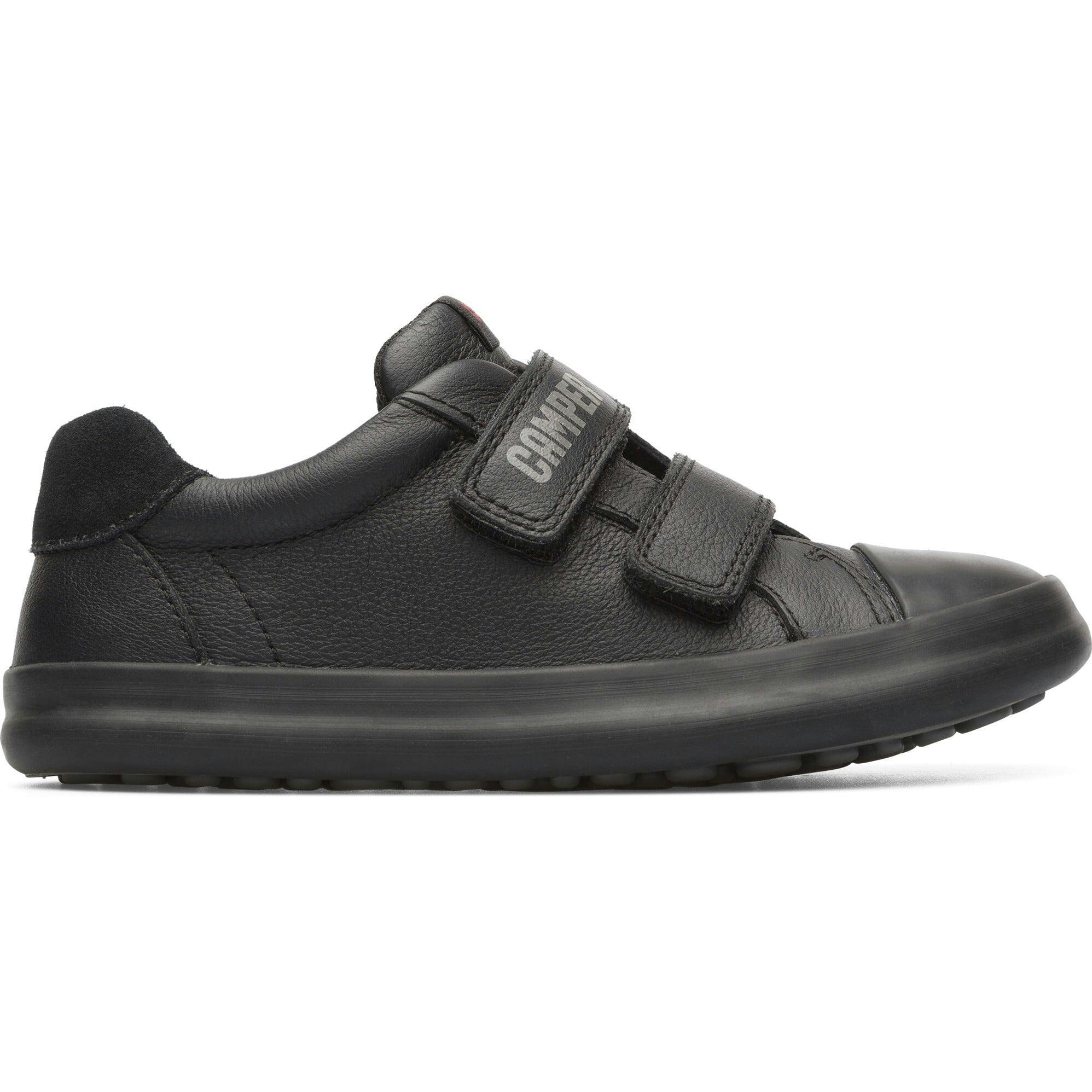 Pursuit Sneakers, Black