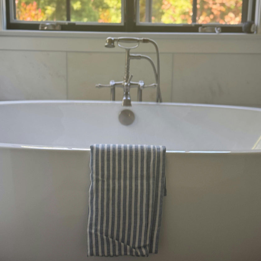 Nossilac Linen Beach/Bath Towel