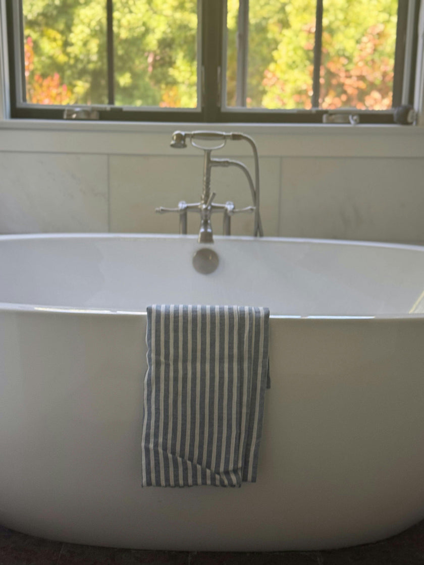 Nossilac Linen Beach/Bath Towel