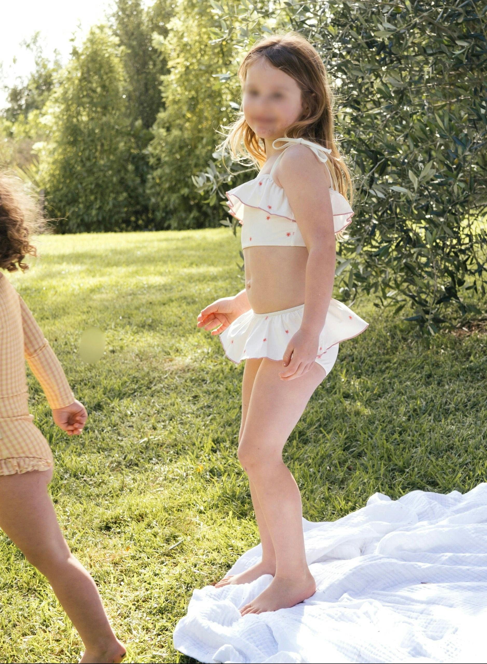 Maggie - Little Petal