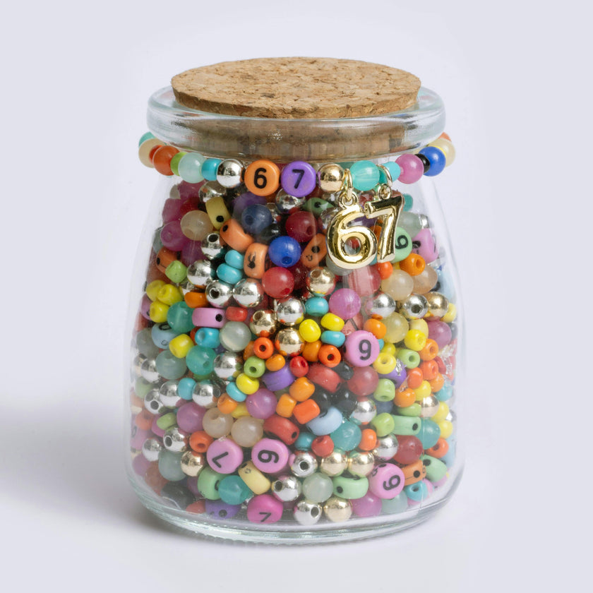 6-7 Stretch Beaded Bracelet DIY Numb er Bead Jar Over 1100 Beads With Charms