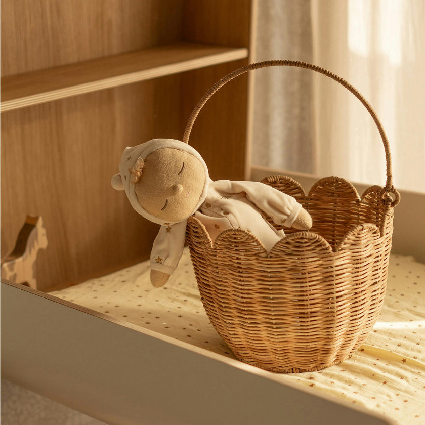 Rattan Tulip Carry Basket - Natural
