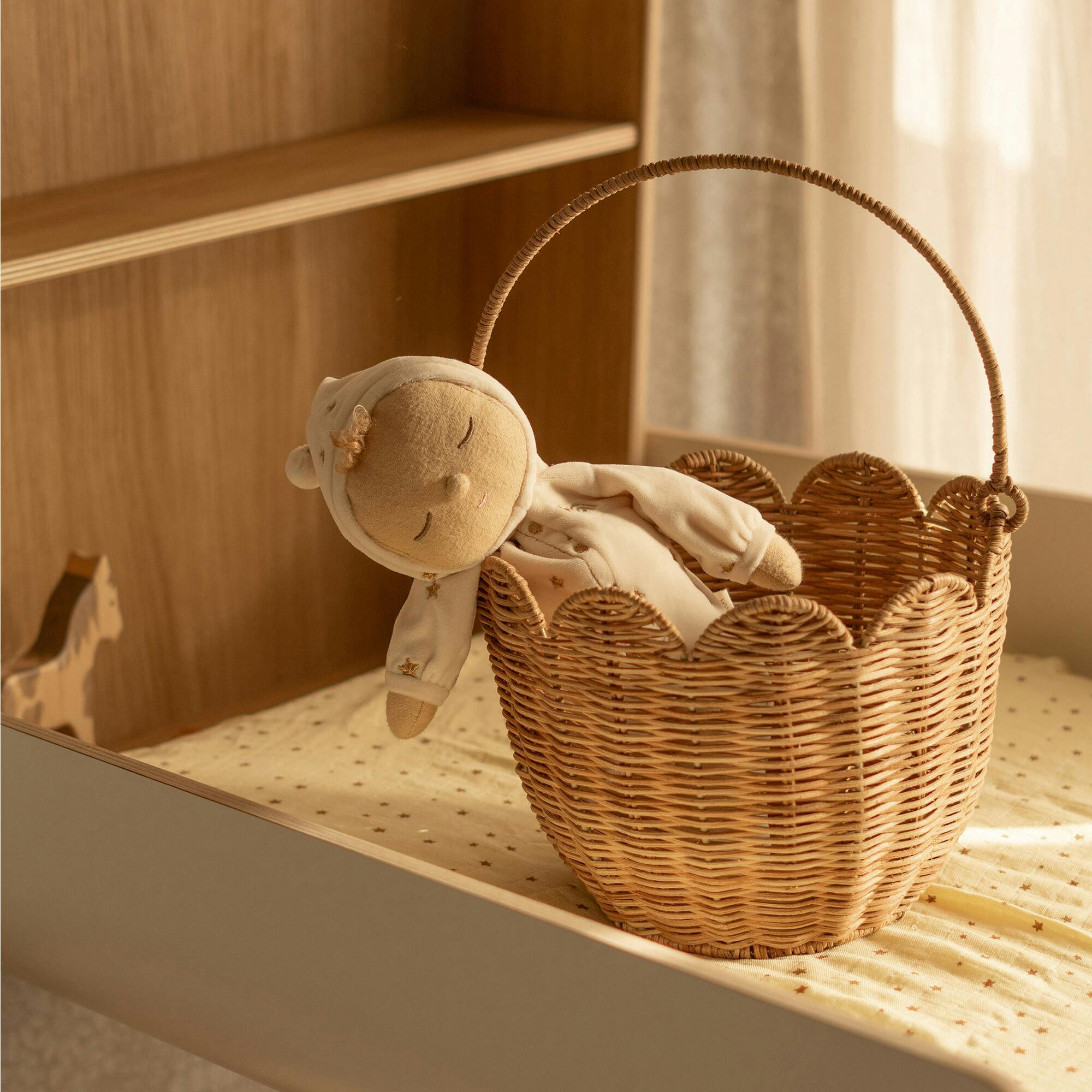 Rattan Tulip Carry Basket - Natural