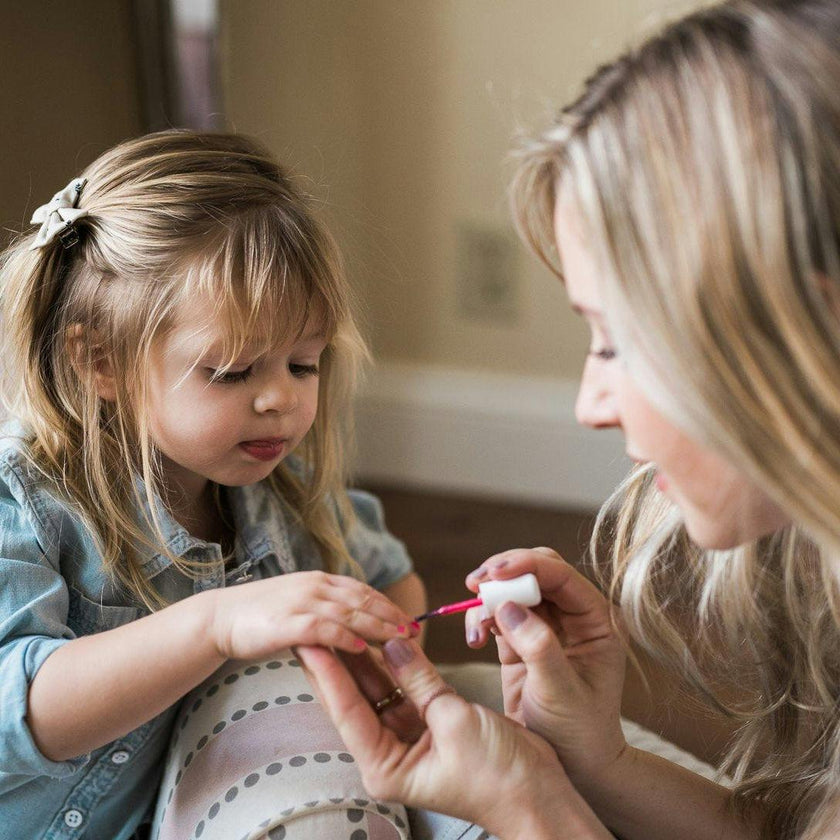 Rainbow Party Gift Set - Kids Non-toxic Nail Polish
