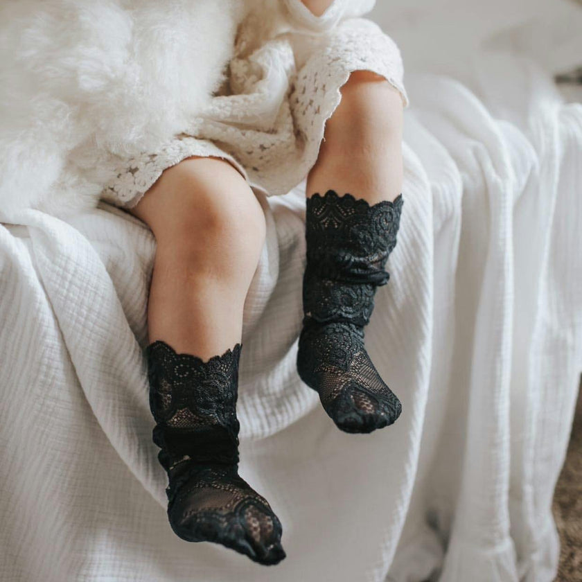 Alice Lace Socks