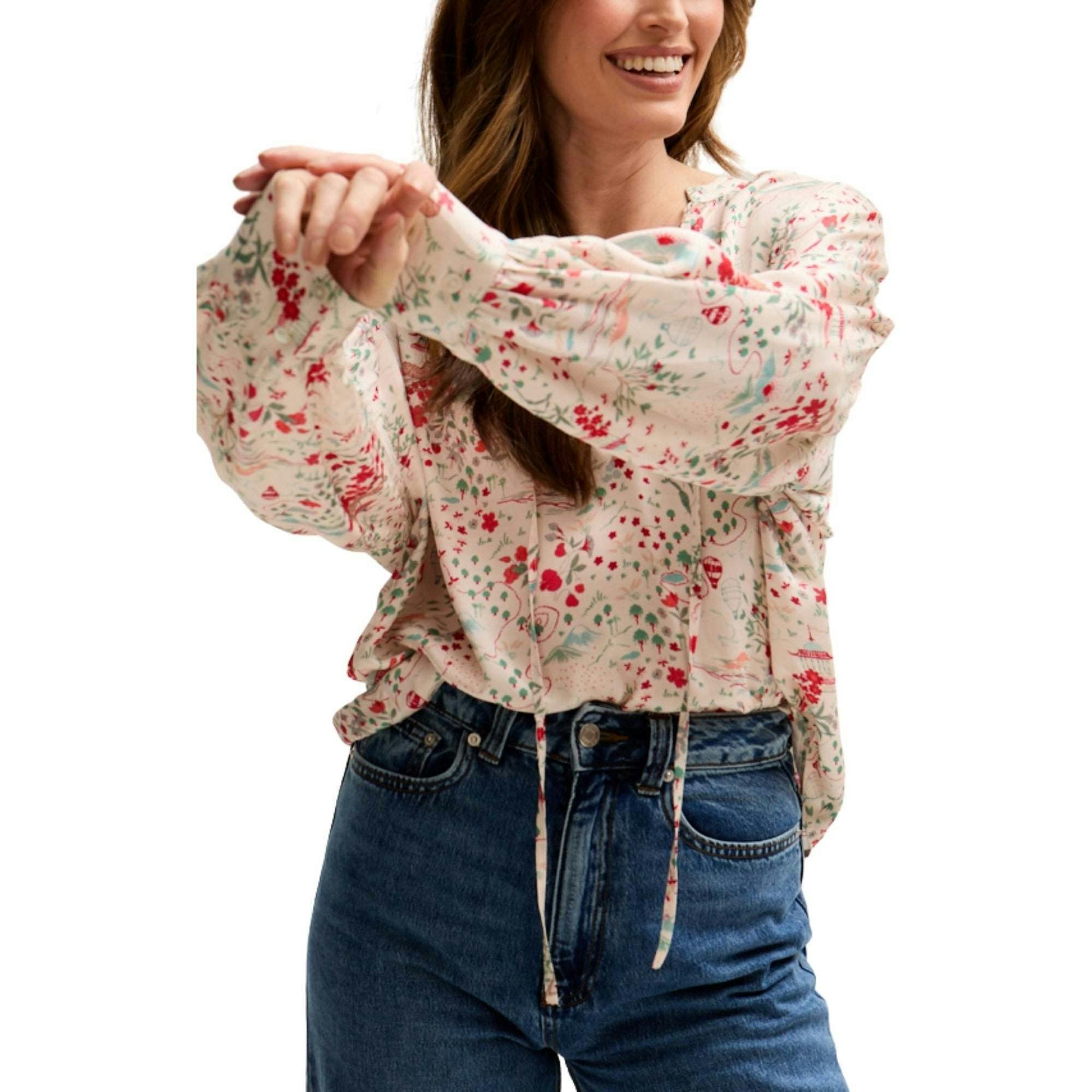 Rosetti Billowy Sleeves Print Blouse