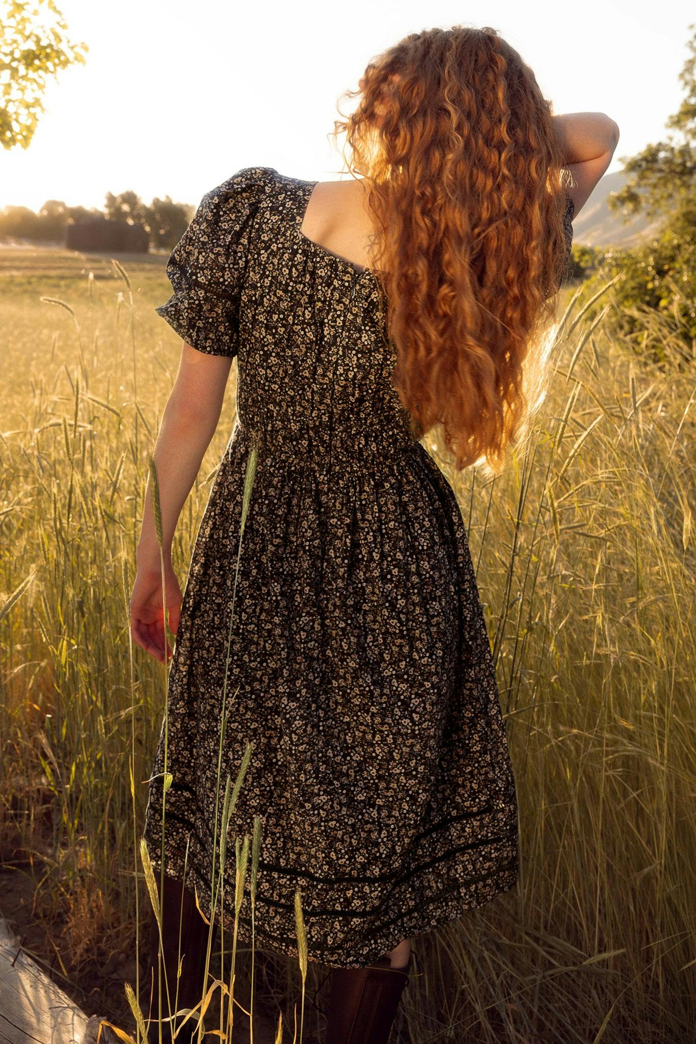 Brooklyn Dress in Navy Dainty Floral