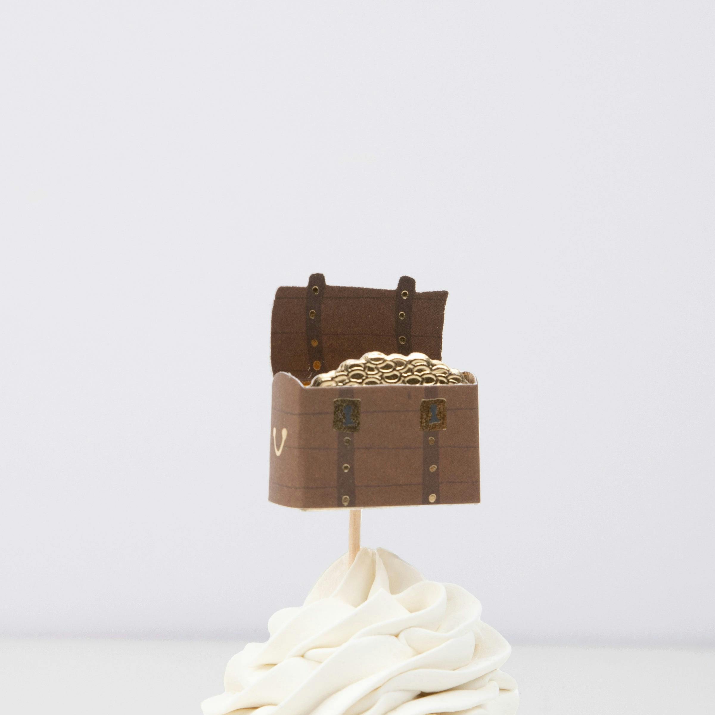 Pirate Ship Cupcake Kit